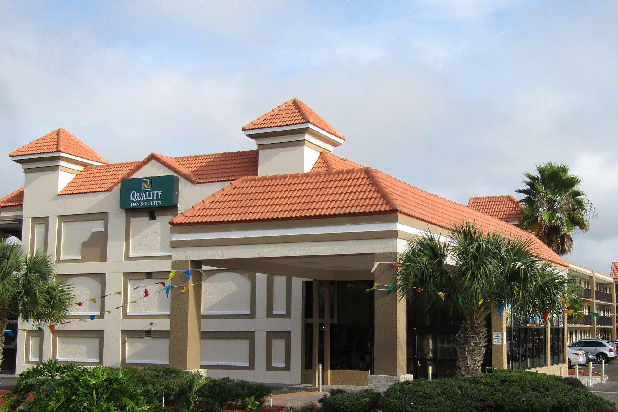 Quality Inn & Suites By The Lake Four Corners Exterior foto